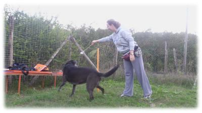 Rita e Daniela impegnate con il Targetstick