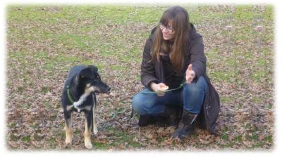 sara e uizzi si esercitano con il cicker